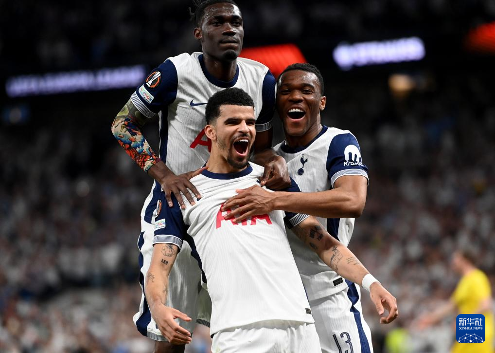 记者：埃德松经纪人不再谈续约，球员身价可能降至3000-4000万（记者：埃德松经纪人暂停续约磋商，身价或跌至3000-4000万）