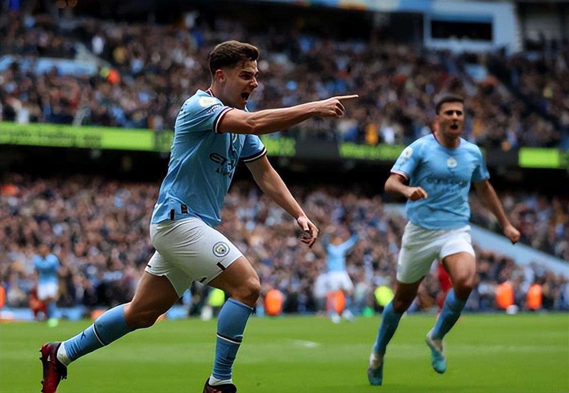 马德兴：中足联这一年是换汤不换药，更多还是像个执行部门（马德兴：中足联过去一年缺乏实质变革，定位仍似执行机构）