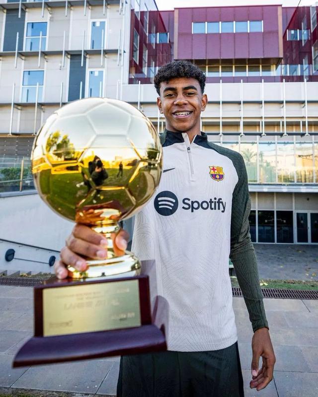 CBA球队战绩分析及焦点对决回顾（CBA各队战绩盘点与焦点之战回顾）