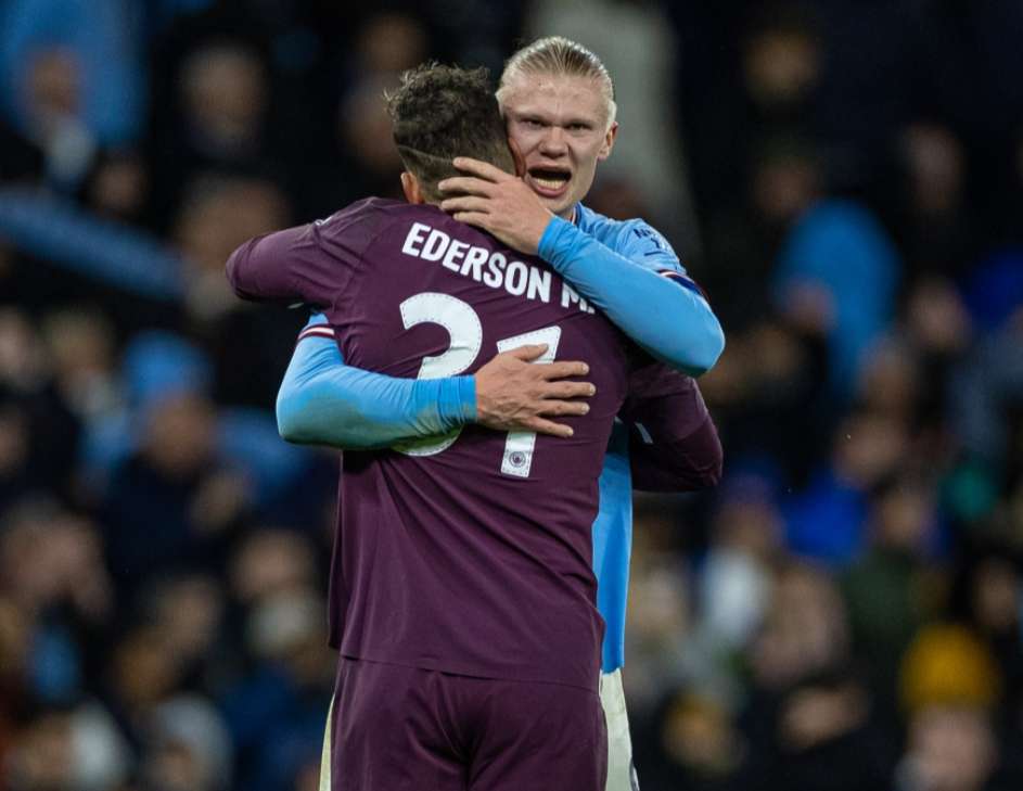 墨尔本胜利主帅：麦克阿瑟拥有双塔，我们必须要限制对手传中（墨尔本胜利主帅：麦克阿瑟双塔威胁大，我们必须压制其传中）